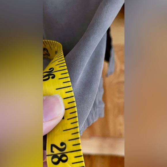 Dark Gray Button-Up Jacket Shirt Pockets Side Slits Muted Color Soft Well Made - Picture 10 of 11